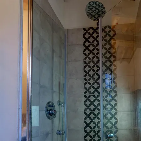 Cristina Modern With Private Pool